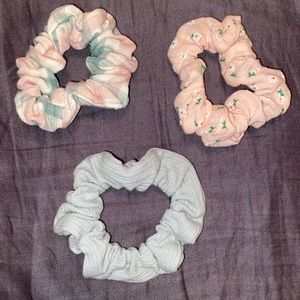 scrunchie set!!